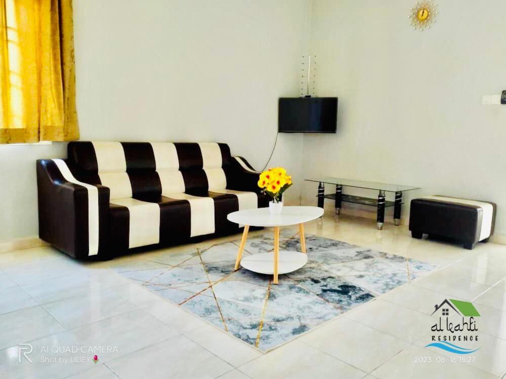 Qalya Homestay 2 @ Kota Bharu Kültér fotó