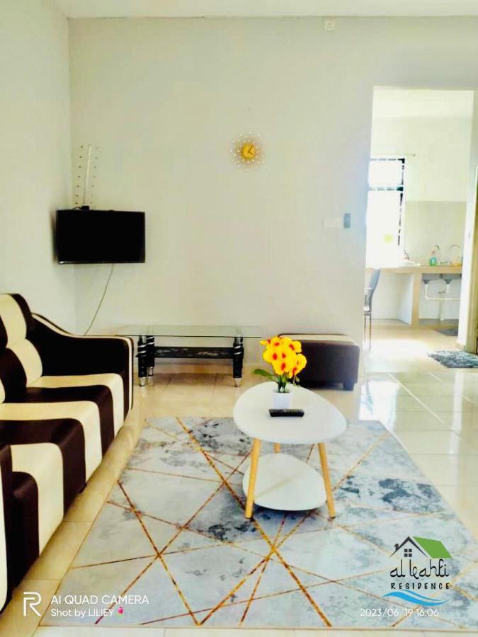 Qalya Homestay 2 @ Kota Bharu Kültér fotó